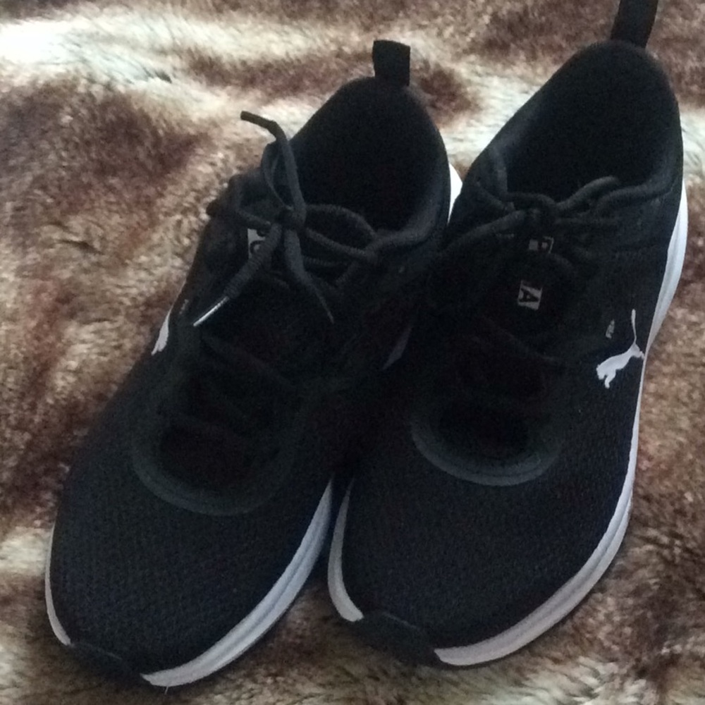 PUMA LITE BLACK SNEAKERS UNISEX SIZE 9